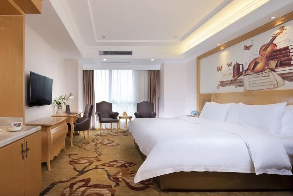 Джиангме: Vienna Hotel (Jiangmen Wanda Plaza)