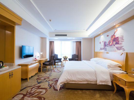 Джиангме: Vienna Hotel (Jiangmen Wanda Plaza)