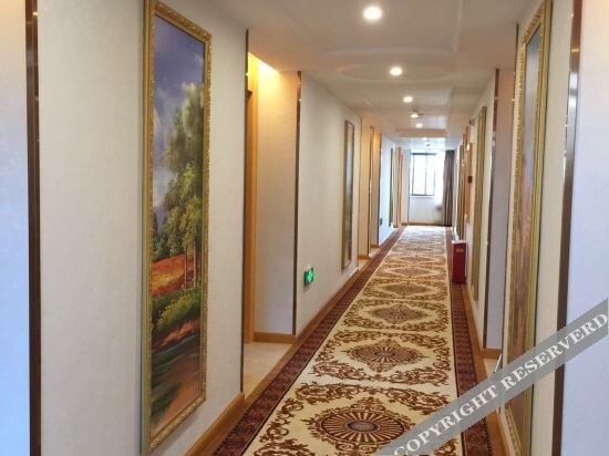 Чжаоцин: Vienna Hotel (Sihui Tianguangxu)