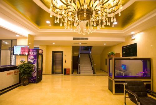 Хецзе: JUNYI Hotel Shandong Heze Dongming County Government Building