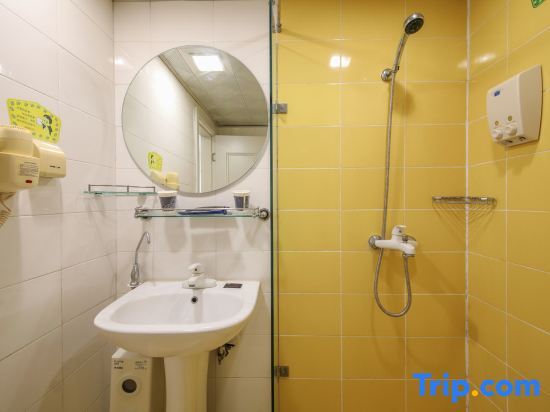 Ухань: Home Inn Luoshinan