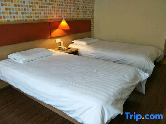 Ухань: Home Inn Luoshinan