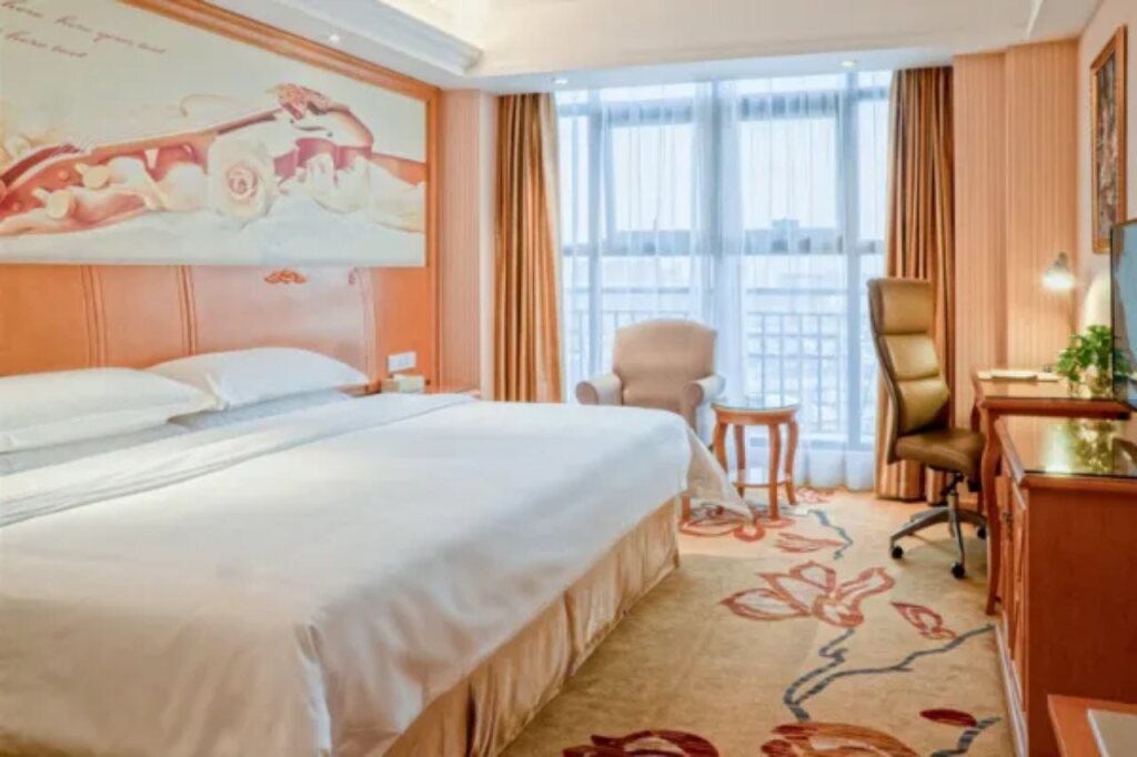 Шанхай: Vienna Hotel (Kunshan Phoenix City)