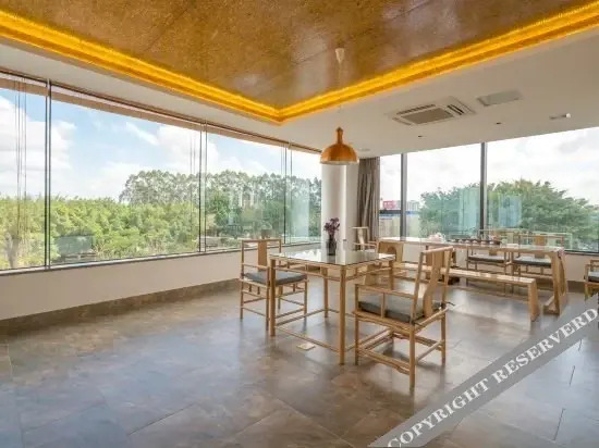 Фучжоу: Min Yuan Hotel (Minjiang College Academic Exchange Center)