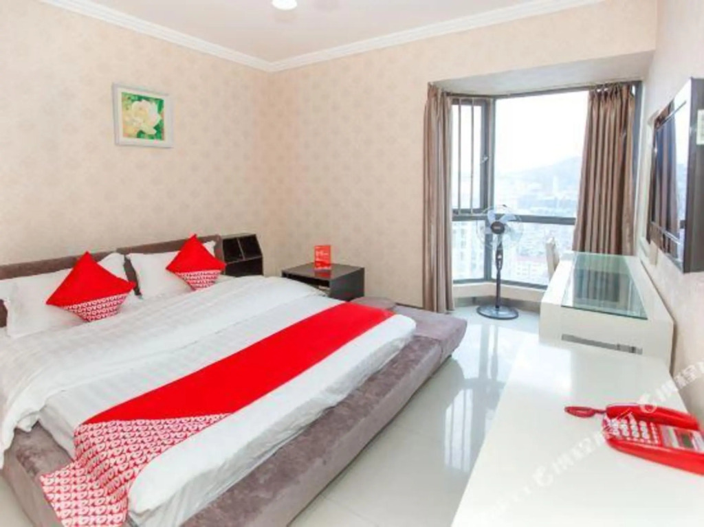Куньмин: OYO Elegant Hotel (Kunming Good World)