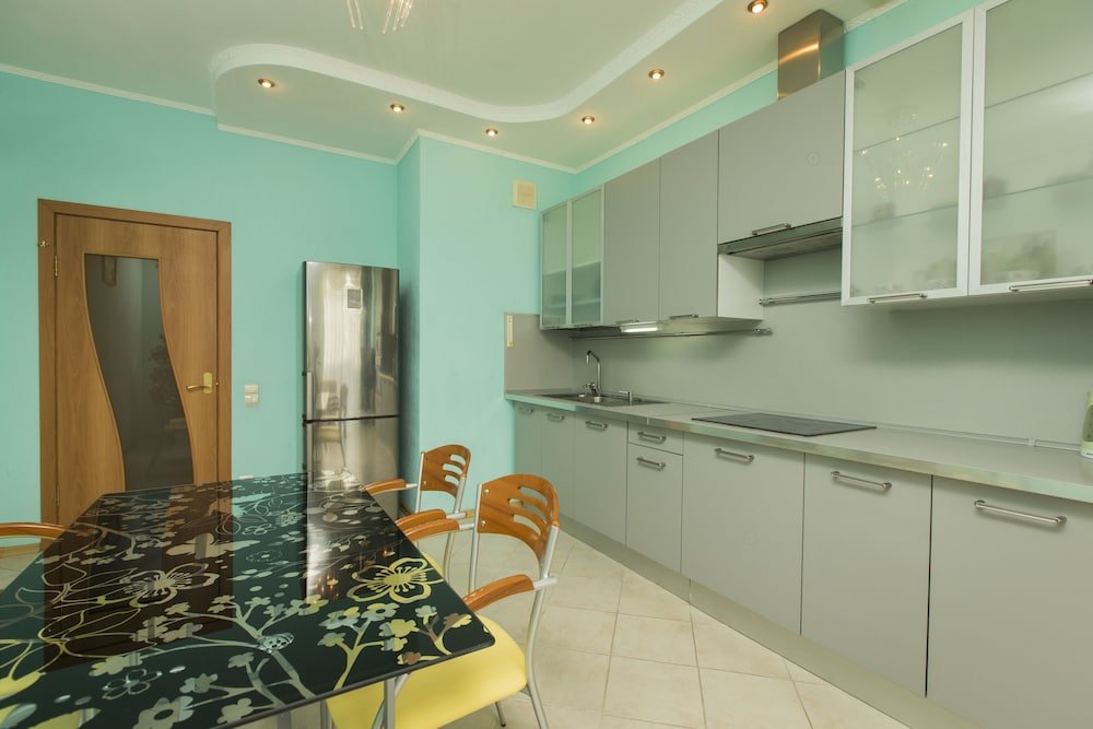 Нижний Новгород: Apartments on Studenaya 68A - apt 9