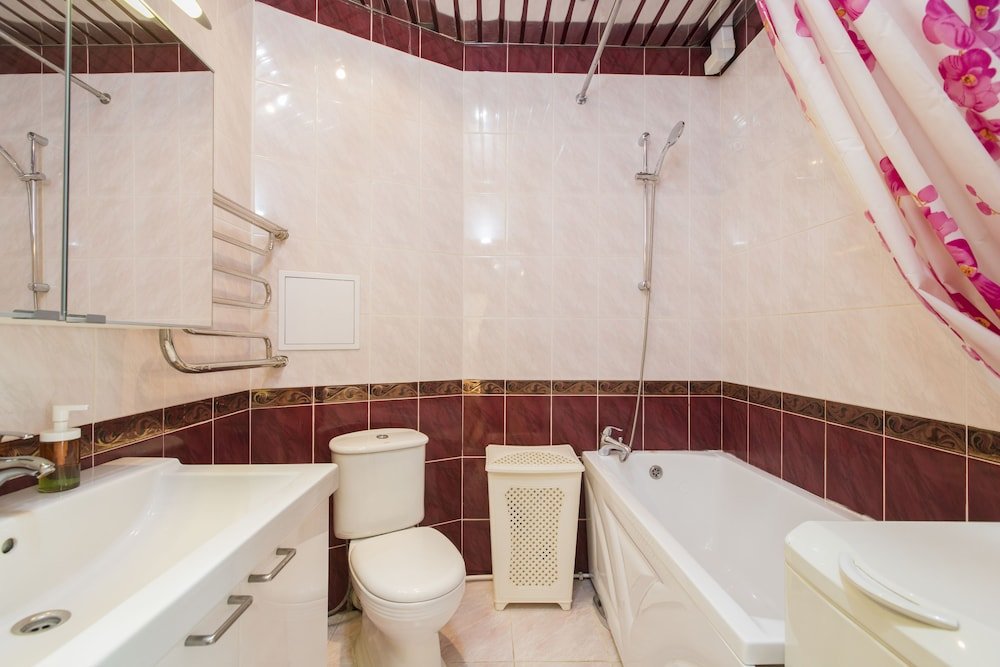Нижний Новгород: Apartments on Studenaya 68A - apt 9