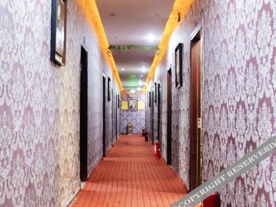 Наньчун: 南部富申快捷酒店