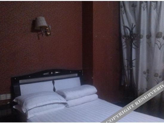 Ибинь: Taifeng Hotel