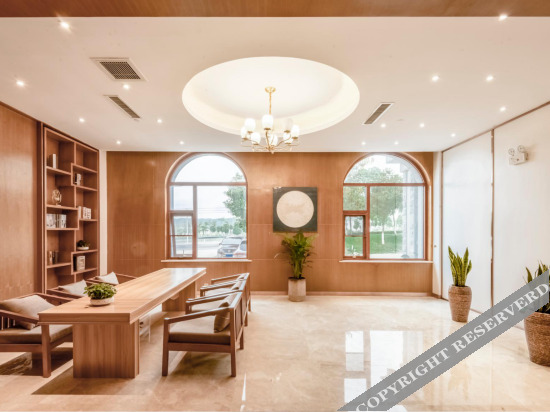 Цюйцзин: Jinshun Tianhua Hotel (Qujing Wanda Store)