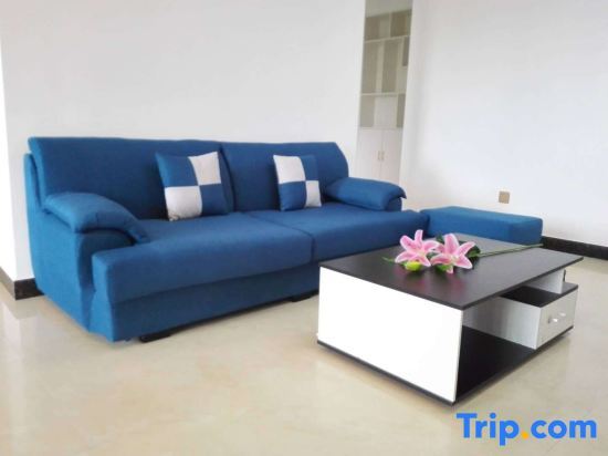 Бэйхай: Haitu Apartment (Beihai Yintan Yihai Jiangshan)