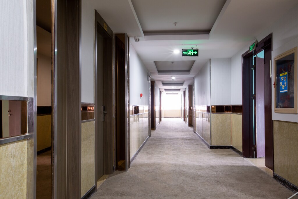 Yilai Hotel (Cixi Zhangqi colorful Plaza Hotel) — фото 2