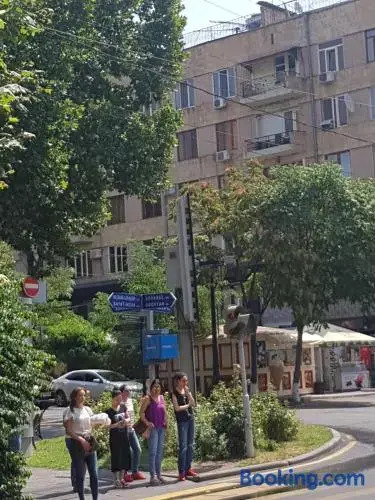 Ереван: Apartment at Abovyan Street