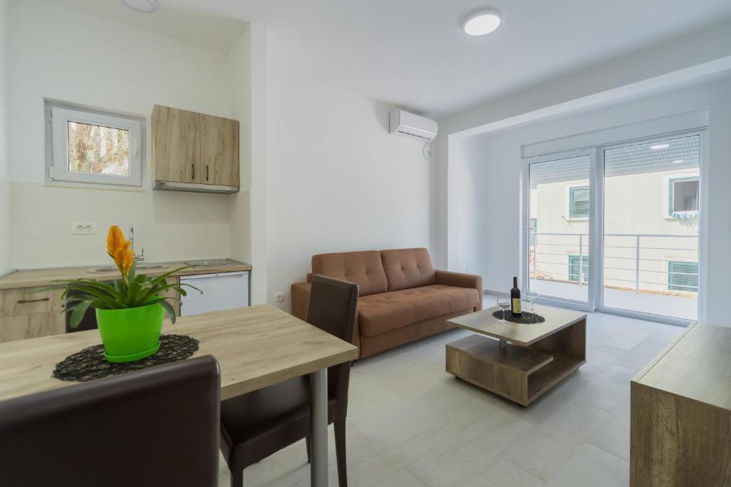 Петровац: GREJM Lux Family Apartments