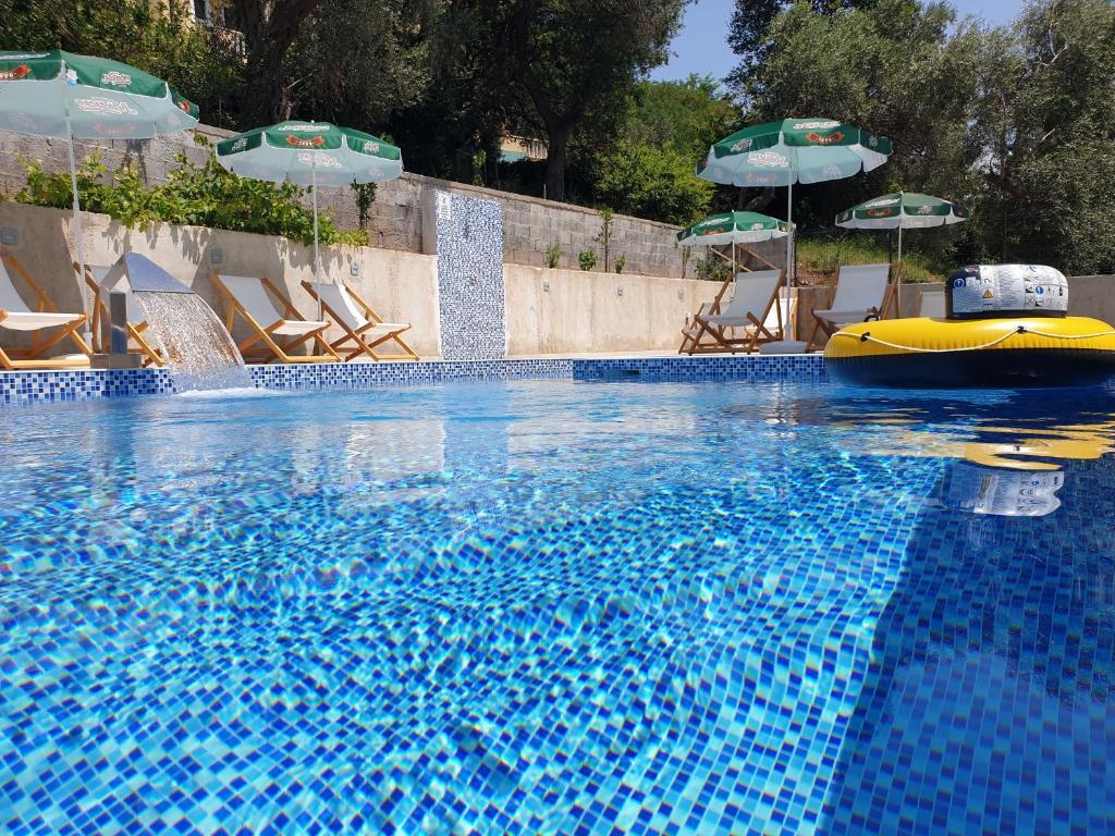 Петровац: GREJM Lux Family Apartments