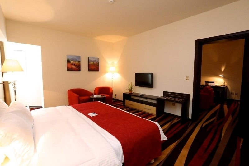 Абу-Даби: International Rotana Inn