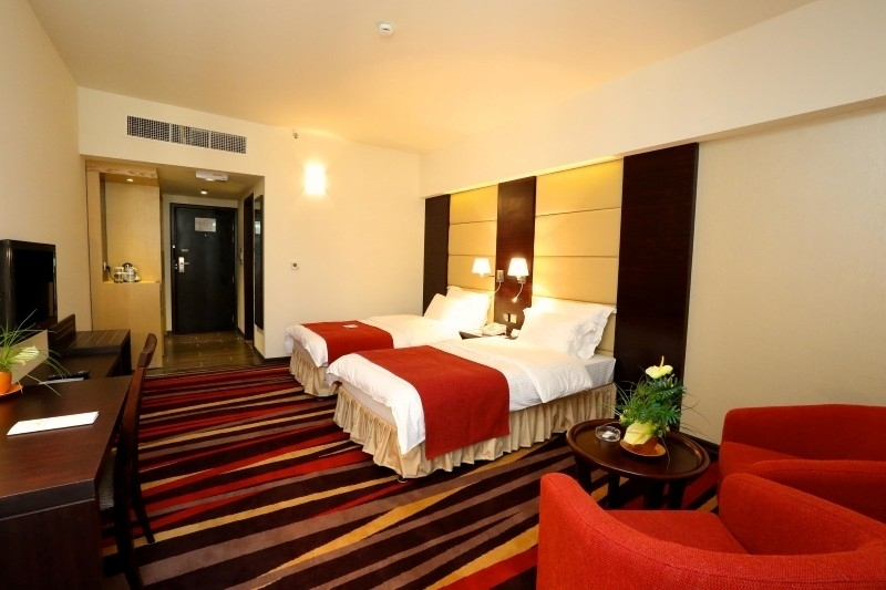 Абу-Даби: International Rotana Inn