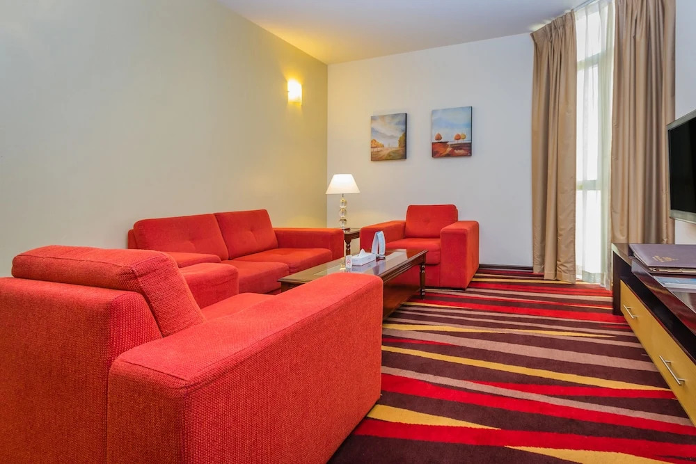 Абу-Даби: International Rotana Inn
