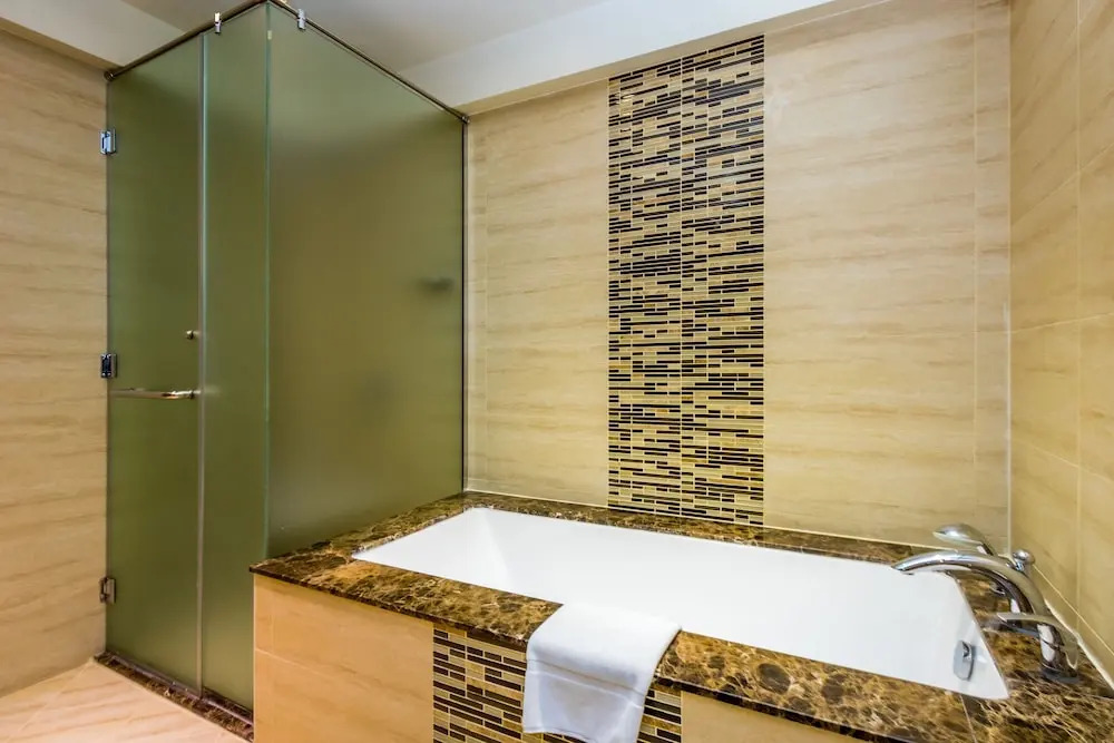 Абу-Даби: International Rotana Inn