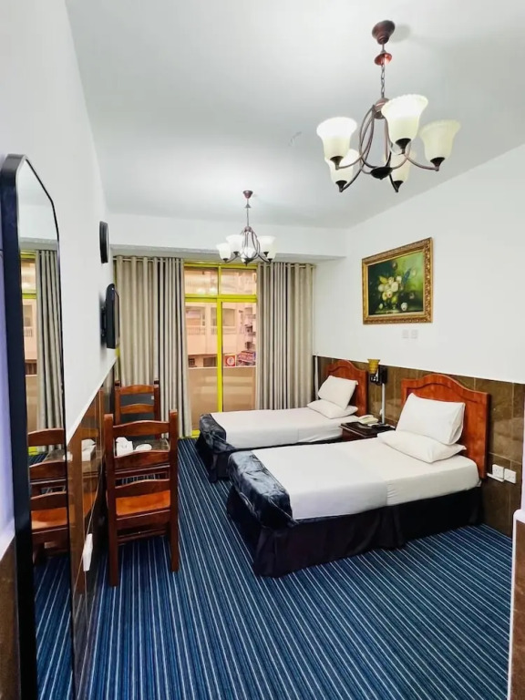 Дубай: London Hotel