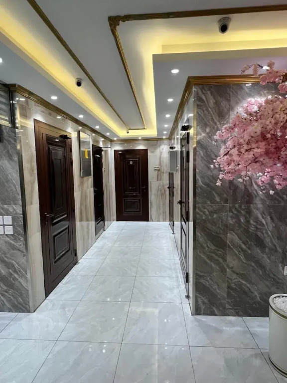 Дубай: London Hotel