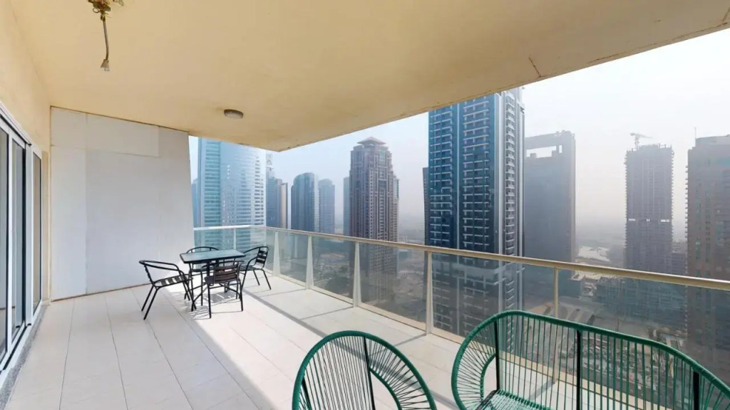 Lv38 - Elegant 2bhk in Lake View Tower — фото 5