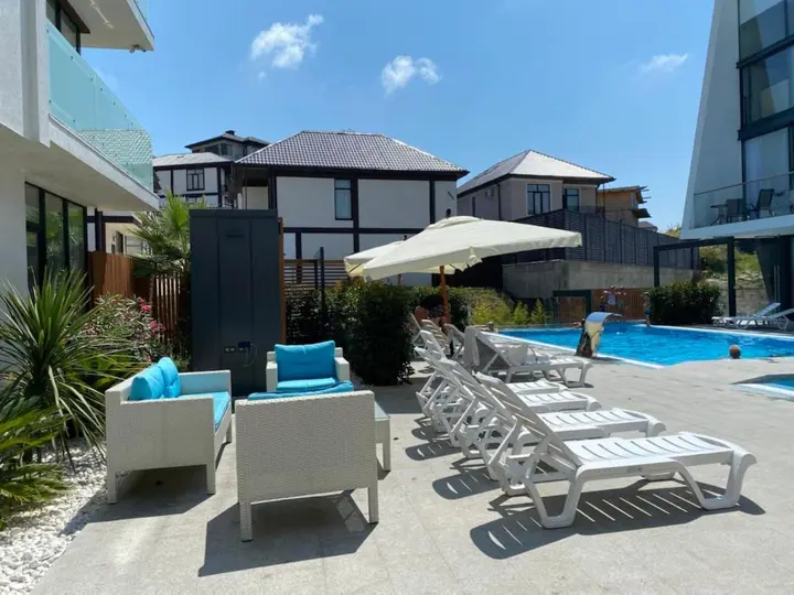 Сочи: Pool house v Sochi Green Palace