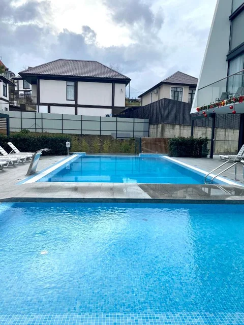 Сочи: Pool house v Sochi Green Palace