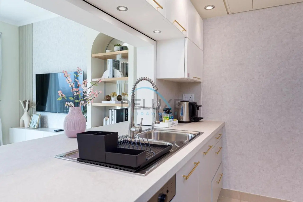 Дубай: Charming 1br at Burj Views Tower B, Downtown Dubai by Deluxe Holiday Homes