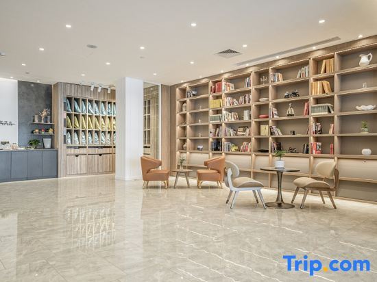 Пекин: Hanting Youjia Hotel(Beijing Guomao Jiulongshan Subway  store)