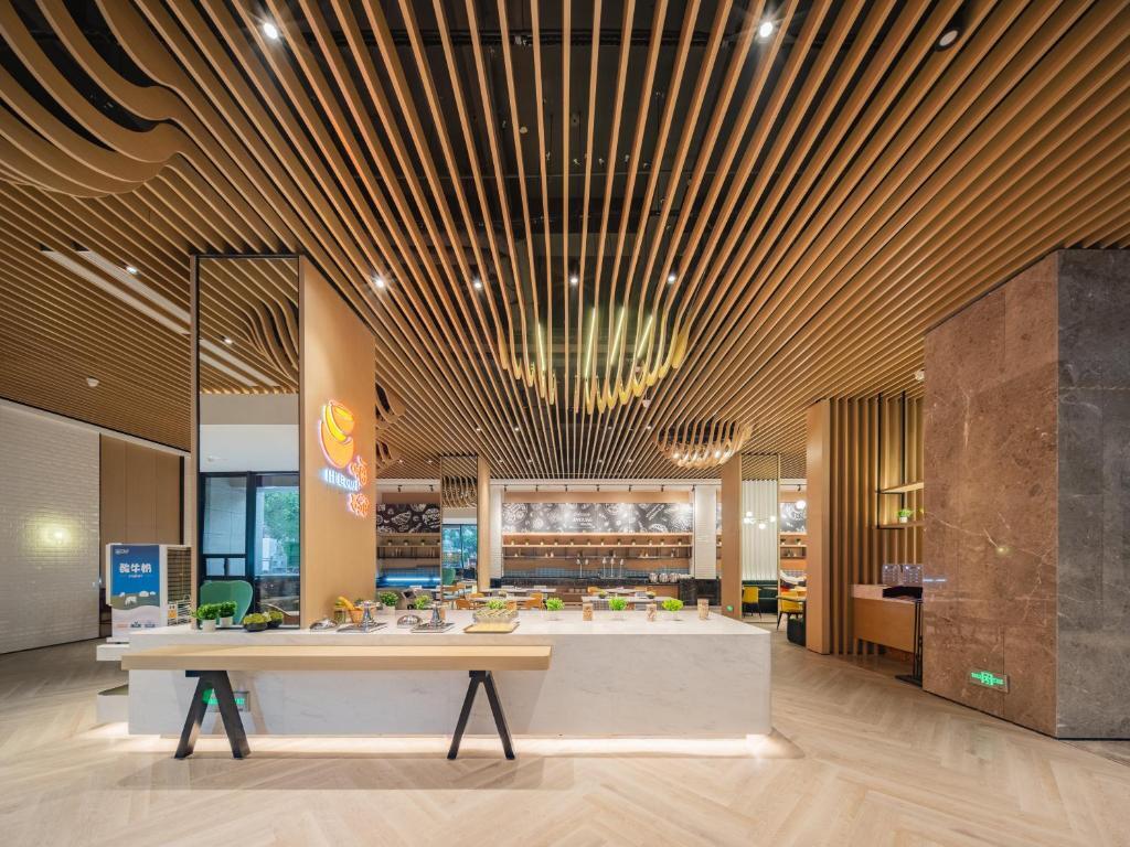 Сучжоу: Holiday Inn Hotel and Suites Suzhou Yangcheng Lake, an IHG Hotel
