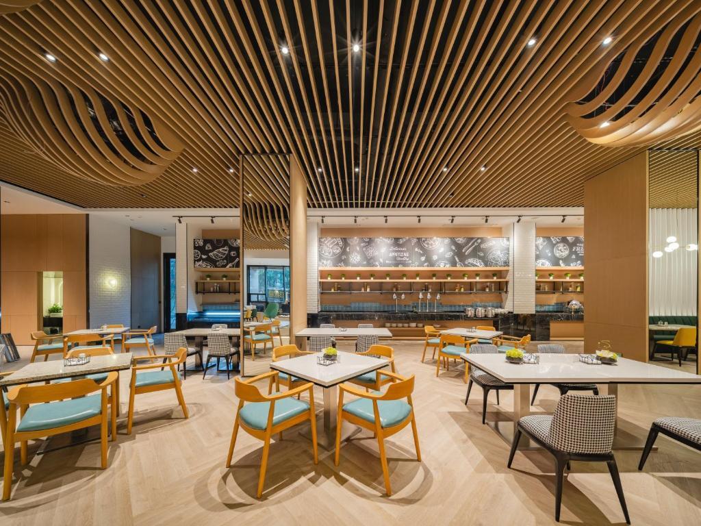 Сучжоу: Holiday Inn Hotel and Suites Suzhou Yangcheng Lake, an IHG Hotel
