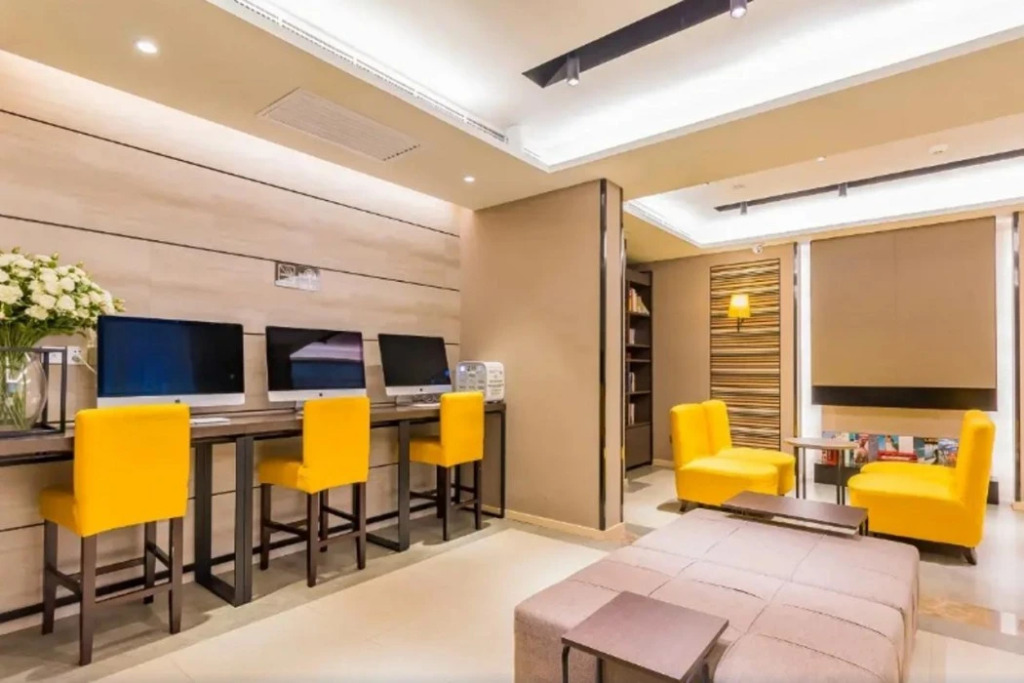 Пекин: Homeinn Plus (Beijing Zhongguancun Wudaokou)