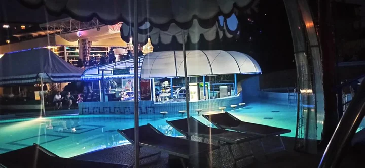 Сочи: SOCHI VIP Apartment Krymskaya 65b