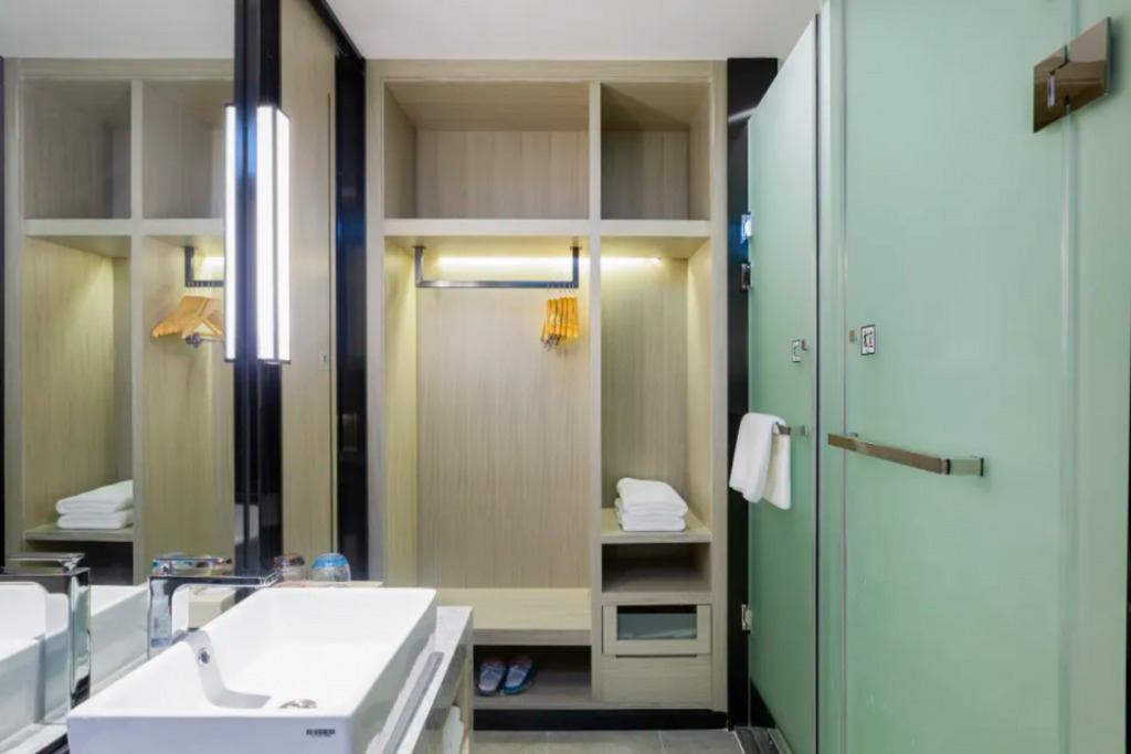 Гуйлинь: Echarm Hotel Guilin North High Speed Railway Station