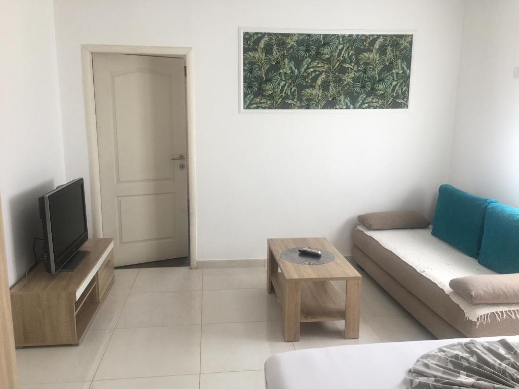 Ульцинь: Apartments Vila Sara M