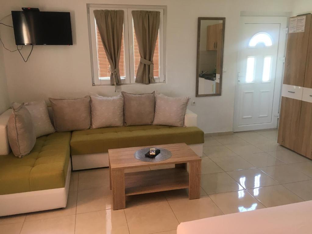 Ульцинь: Apartments Vila Sara M