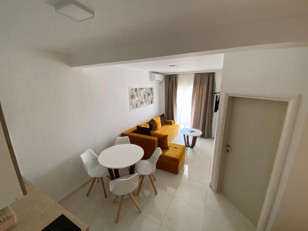 Ульцинь: Apartments Vila Sara M