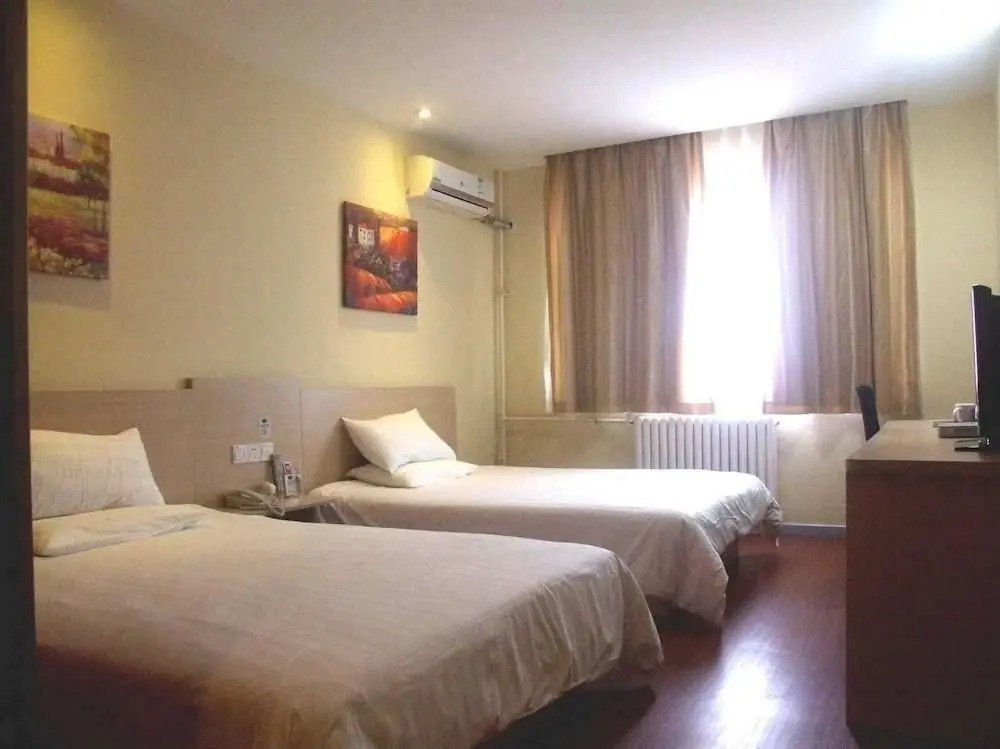 Жичжао: Hanting Hotel Huanghai Yi Road