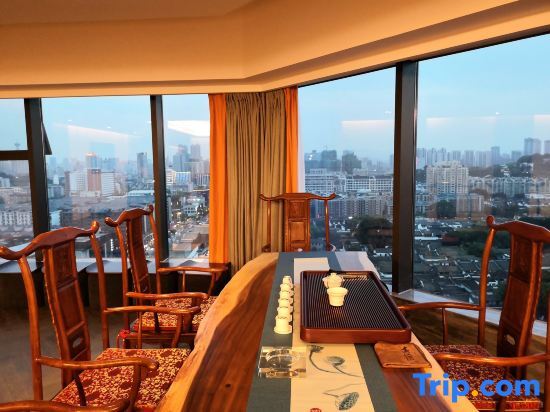 Фучжоу: Dongbai Lanes Hotel