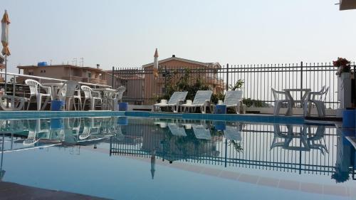 Ульцинь: Etna Apartments