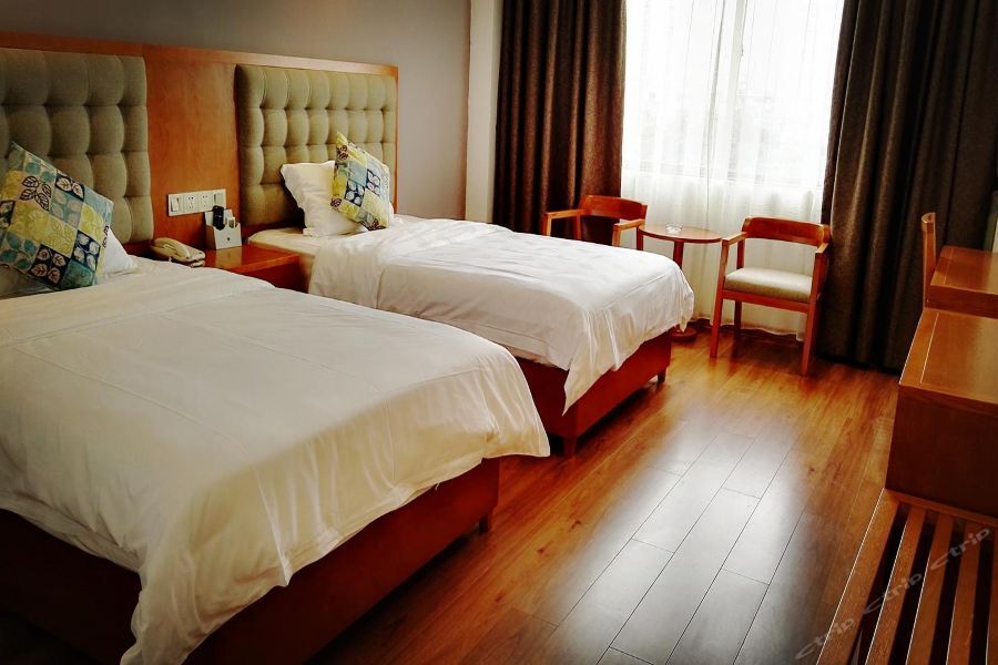 Бэйхай: the Garden Hotel