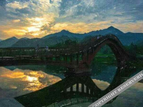 Xuancheng: Jixi Longchuan Seven Star Building Hotel