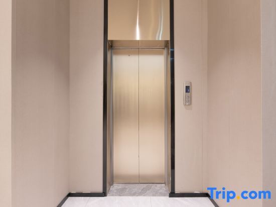 Синьсян: 7 Days Premium· Xinxiang Huojia Zhongshan Road Hotel