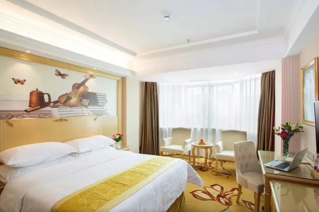 Хойчжоу: Vienna Hotel Guangdong Huizhou Jiangbei Railway Station