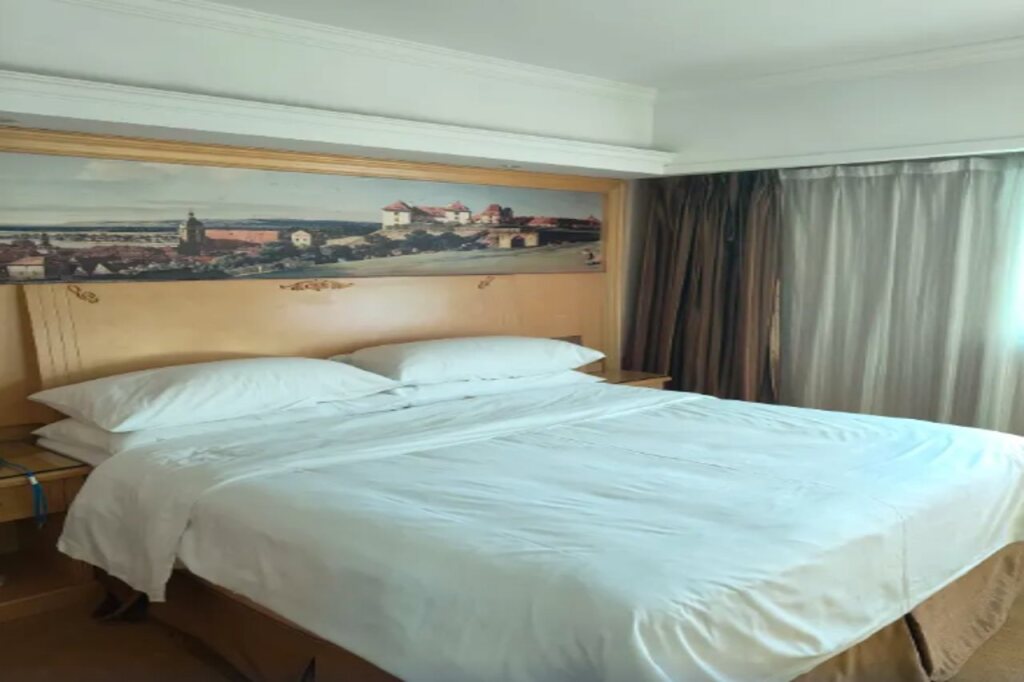 Хойчжоу: Vienna Hotel Guangdong Huizhou Jiangbei Railway Station