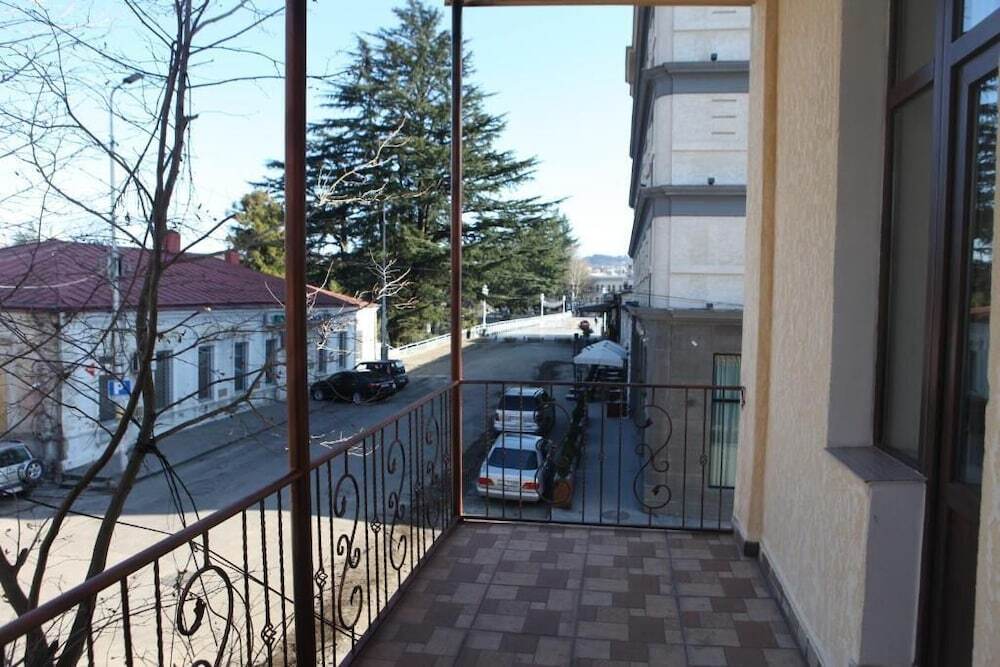 Кутаиси: Hotel White Bridge