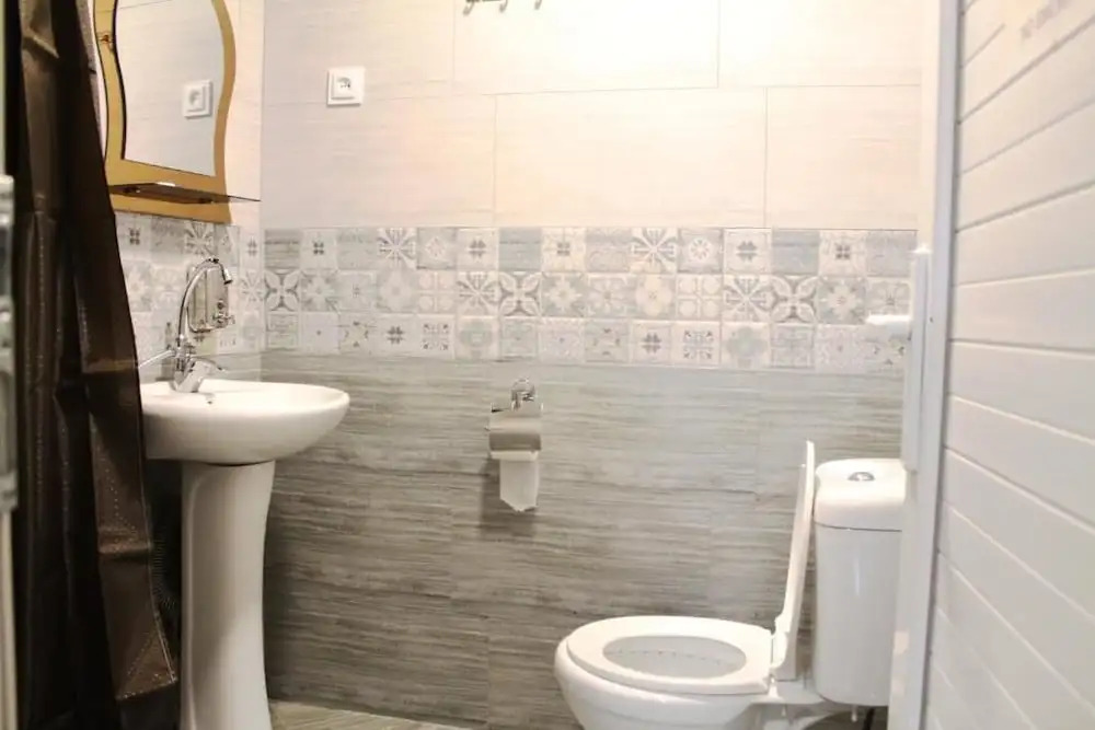 Кутаиси: Hotel White Bridge