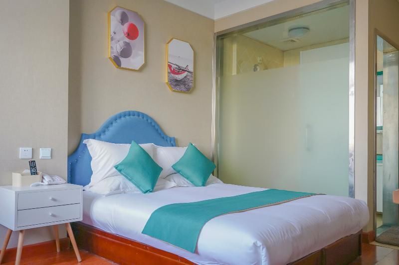 Пекин: Peking Uni Hotel (Shijingshan Wanda Plaza)
