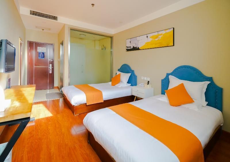 Пекин: Peking Uni Hotel (Shijingshan Wanda Plaza)